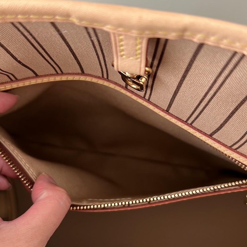 Louis Vuitton Brown Monogram Tote NEVERFULL MM - Picture 4 of 8